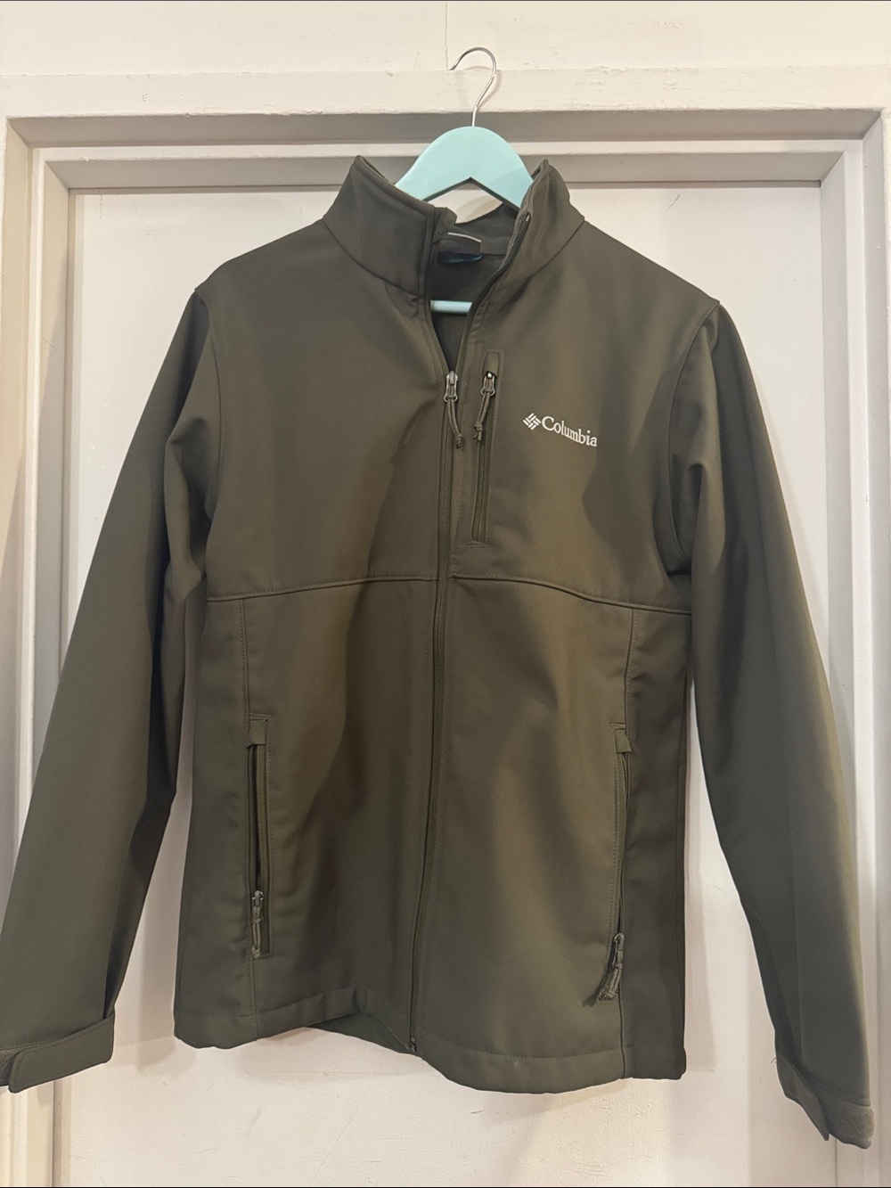 Columbia Olive Green Men's Softshell Jacket